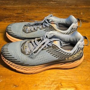 Hoka Women’s Clifton in Size 8.5